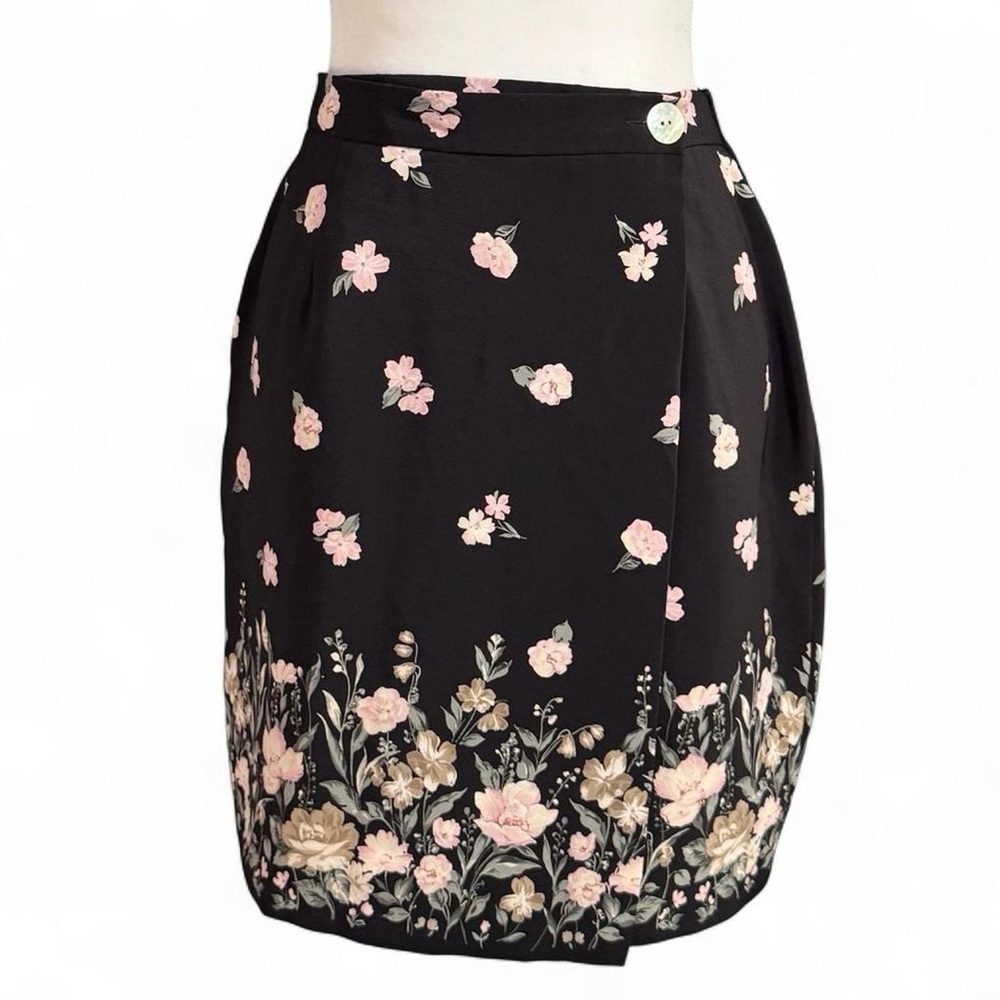 Vintage Segue Black Floral Wrap Skirt Mother of Pearl Button S